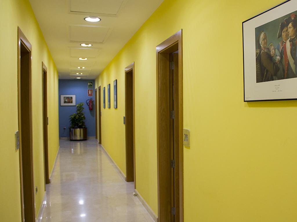 Encasa Hotel Almansa Esterno foto