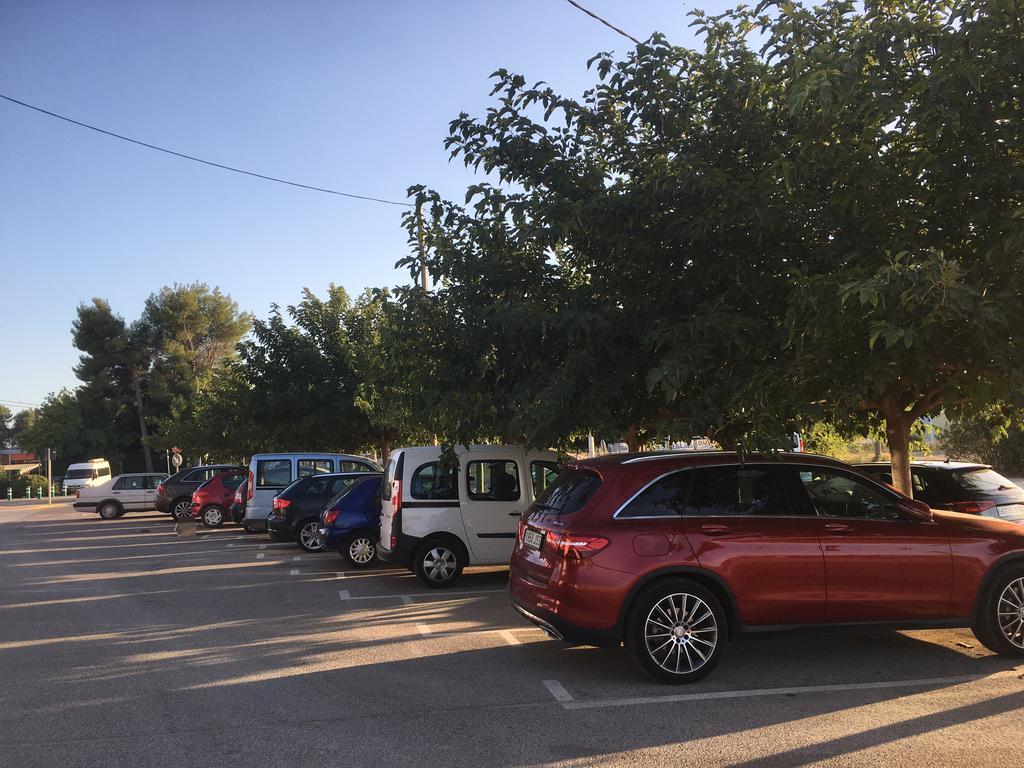 Encasa Hotel Almansa Esterno foto