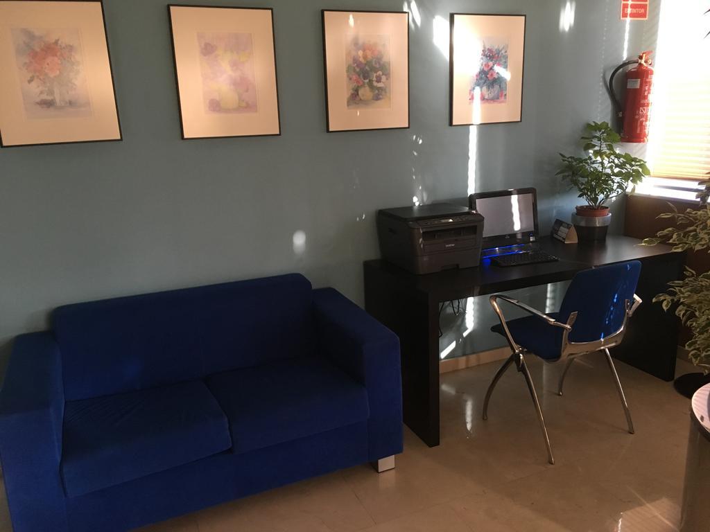 Encasa Hotel Almansa Esterno foto