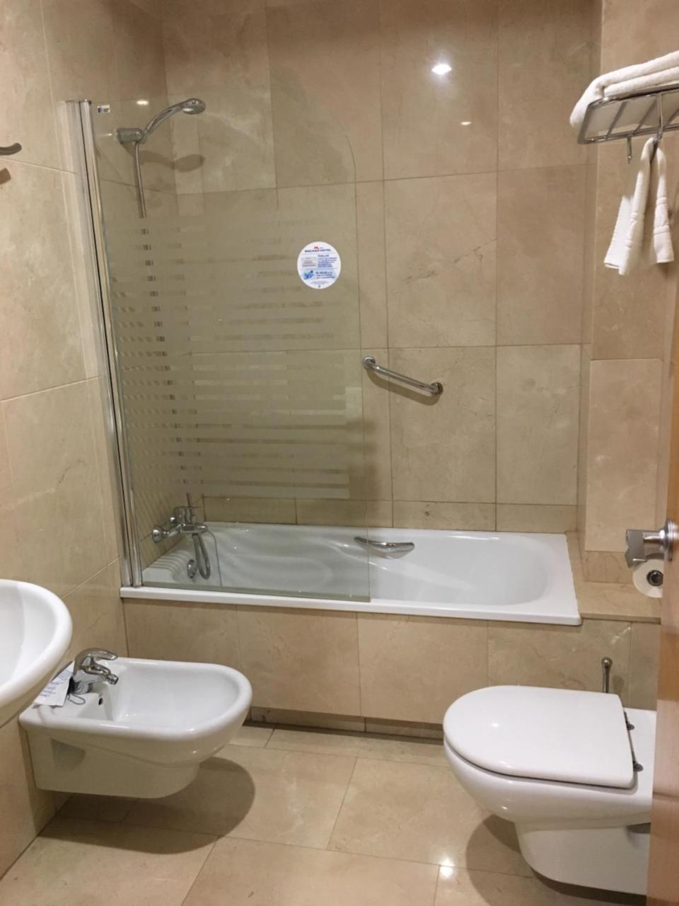 Encasa Hotel Almansa Esterno foto