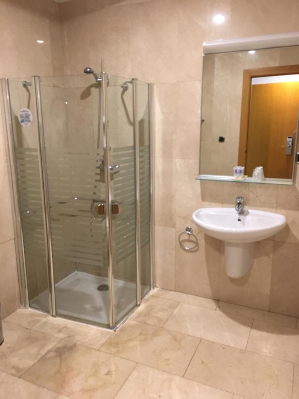 Encasa Hotel Almansa Esterno foto
